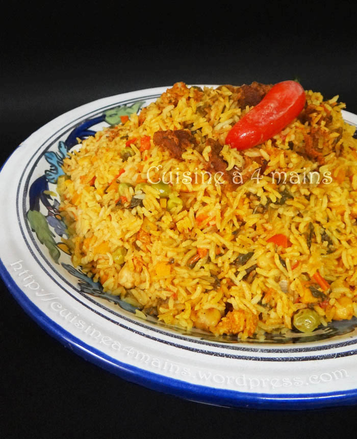 Annexe riz-djerbien-8-cuisine-c3a04-mains.jpg