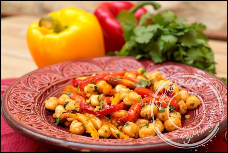 Annexe Salade-pois-chiches-poivrons-marines-6_thumb.jpg
