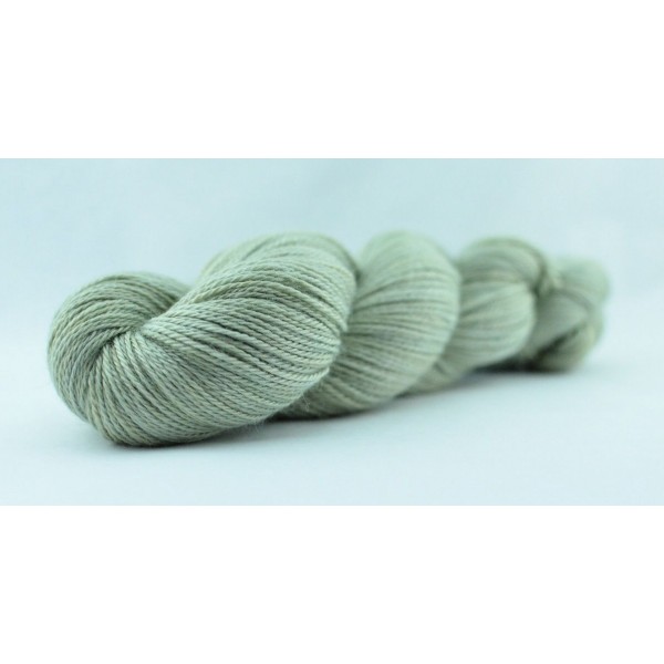 Annexe coque-d-amande-fil-fingering-alpaga-soie.jpg