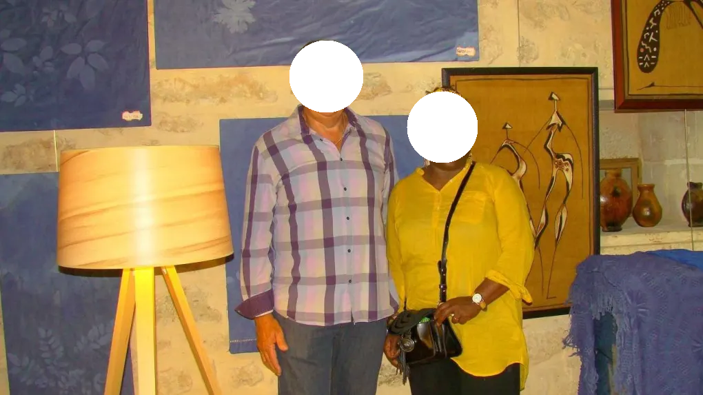 Photo d'une exposition des arts africains indigo et bogolan